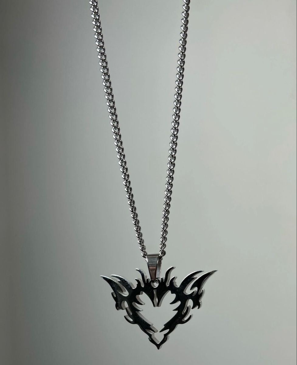 Risky love necklace