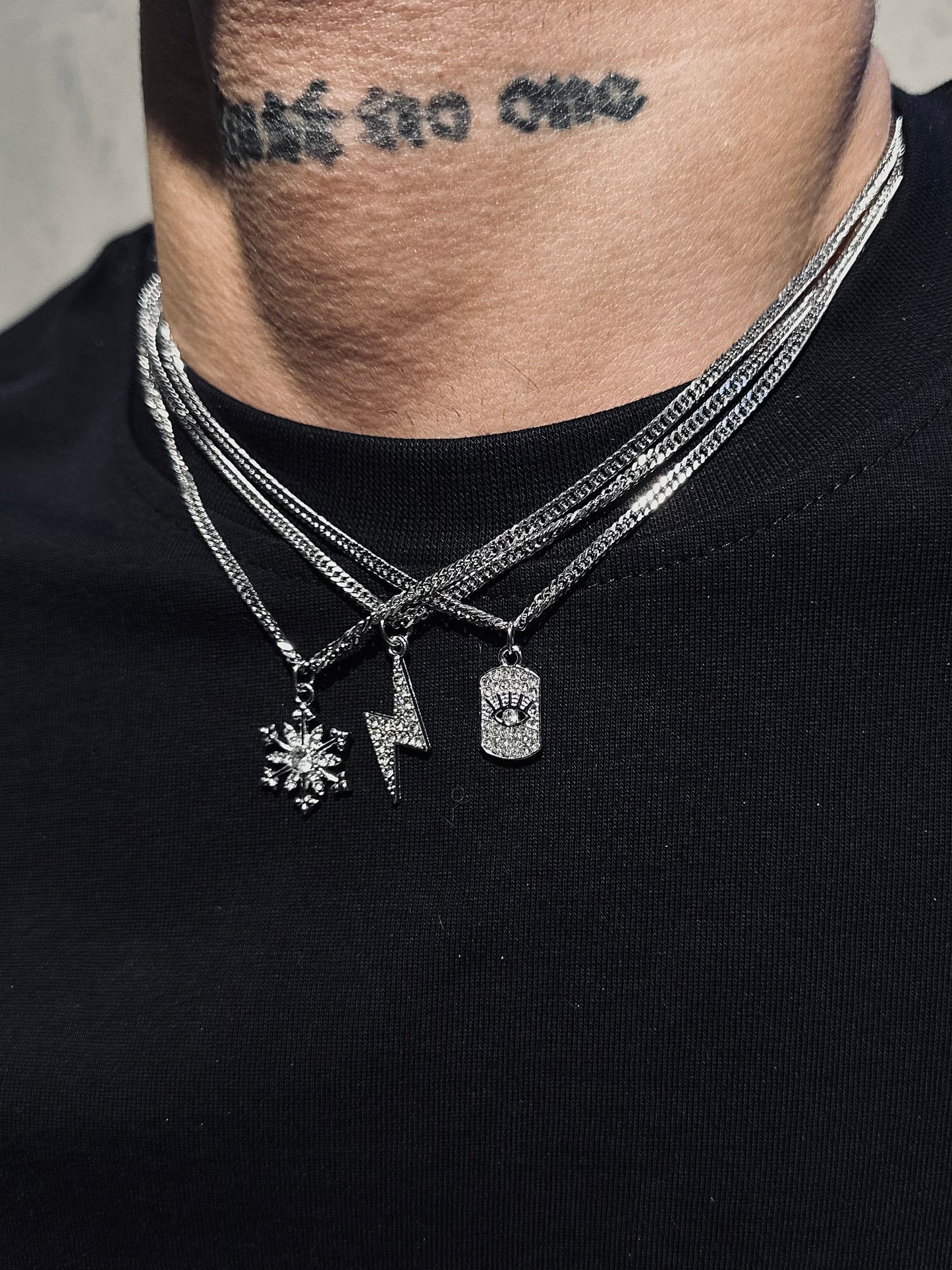 Snow & ice eye necklace