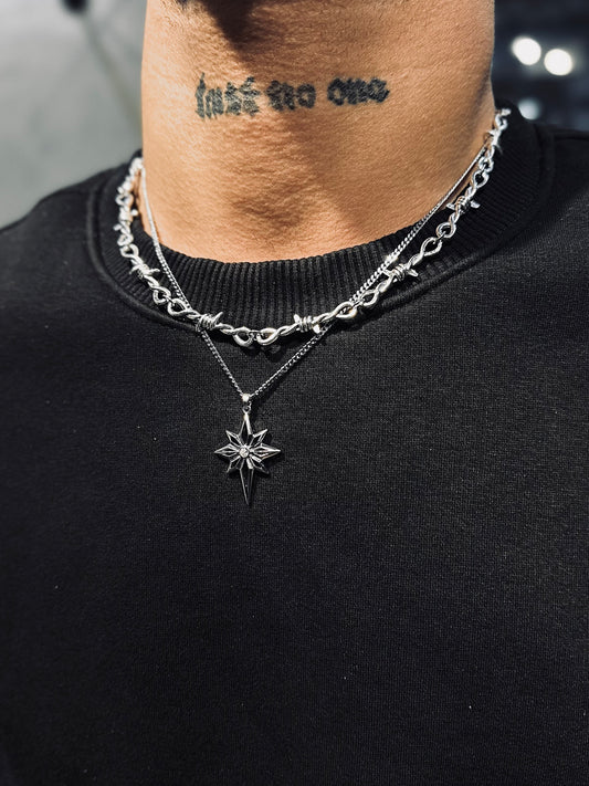 Barbed wire & star necklace