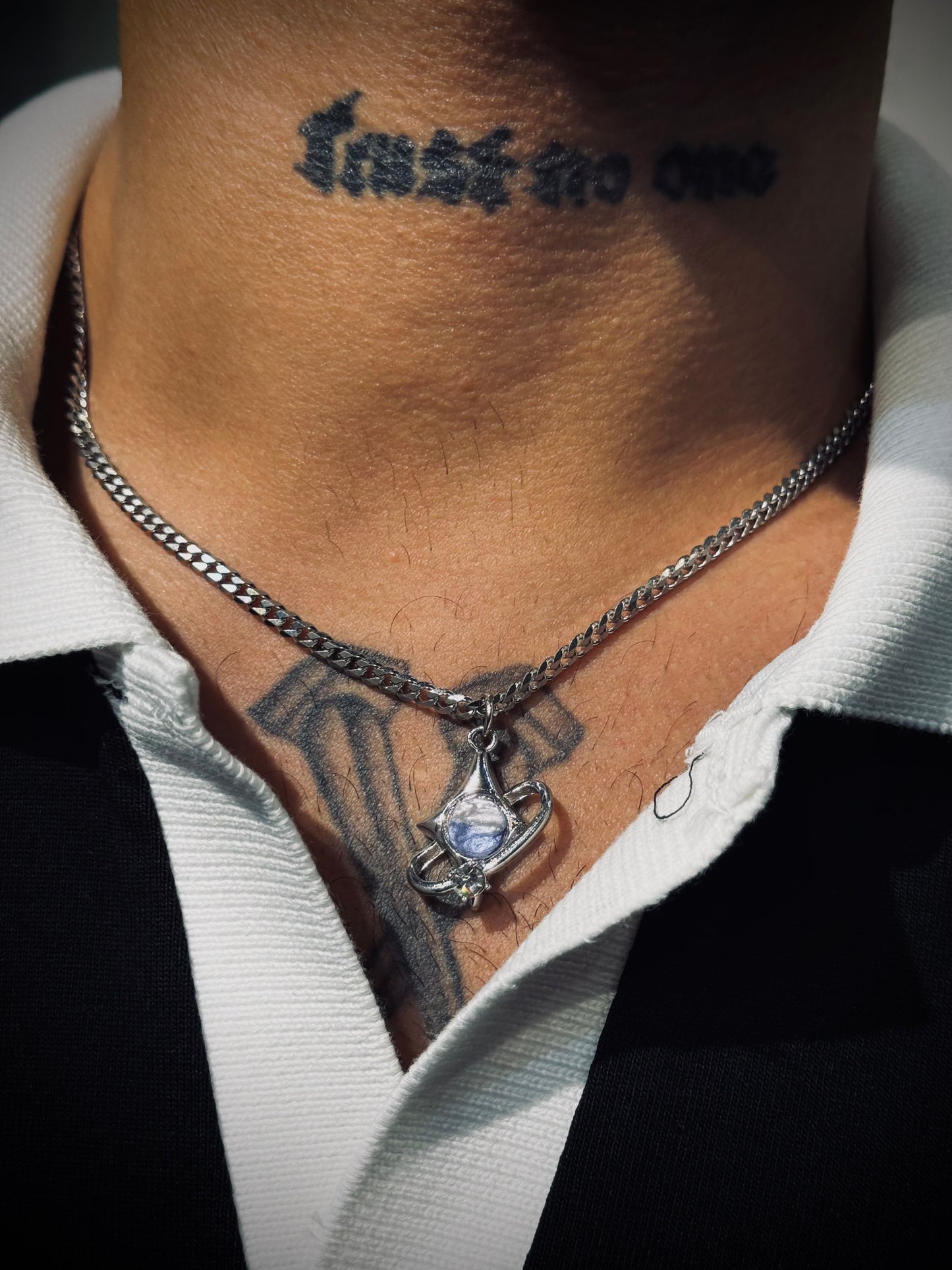 Midnight Aura Necklace