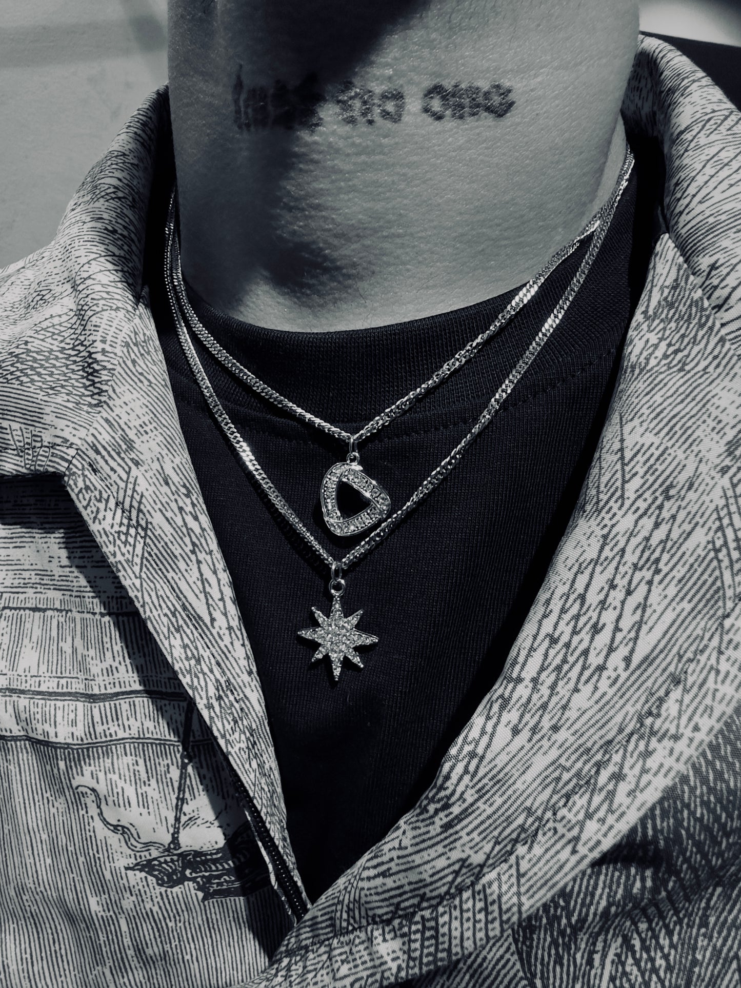 Triangle & star necklace