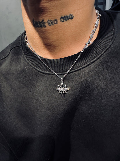 Barbed wire & star necklace