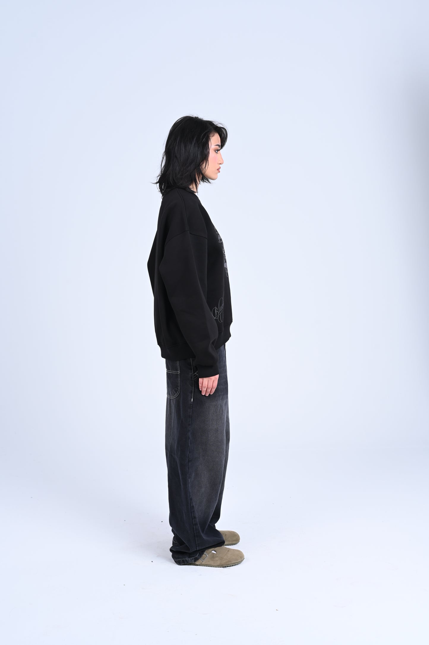 BLACK CIRCLE S25 CREW-NECK